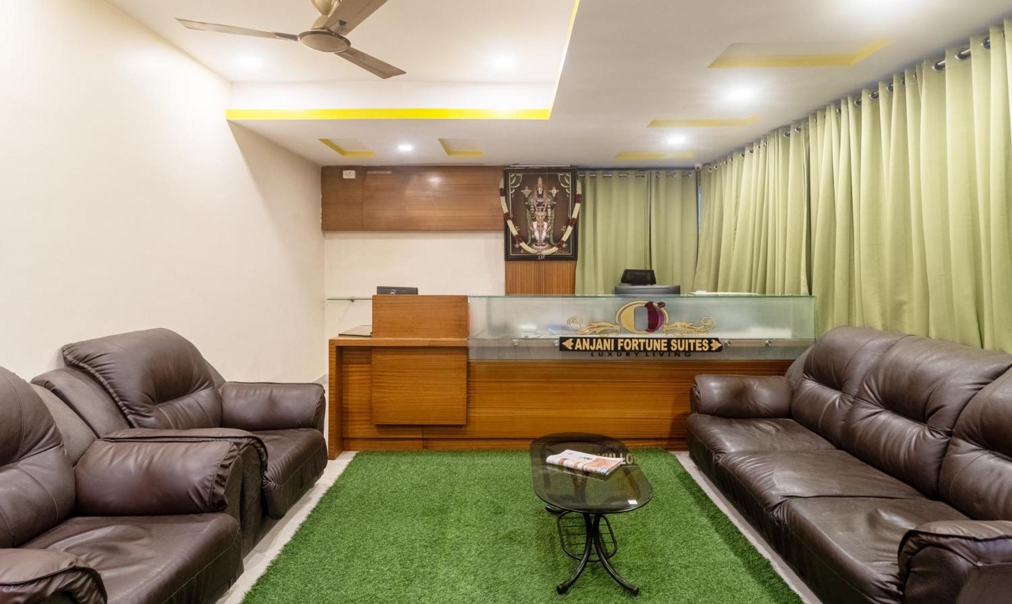 Treebo Anjani Fortune Suites Bangalore Esterno foto