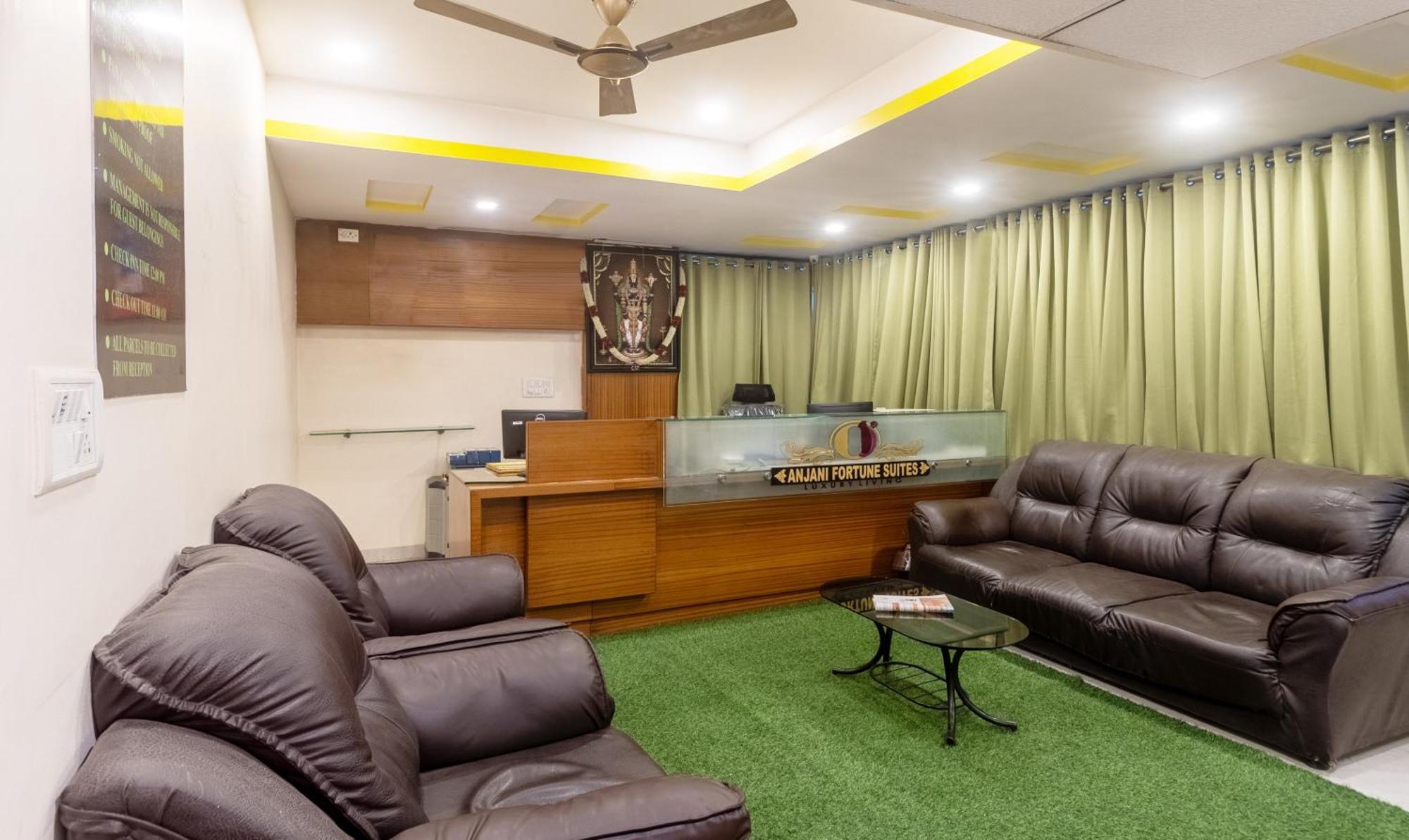 Treebo Anjani Fortune Suites Bangalore Esterno foto